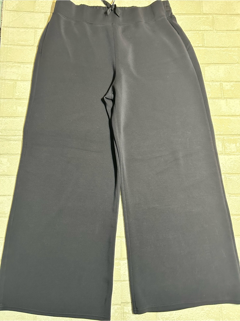 Spanx Air Essential Wide-Leg Lounge Pants - Navy Blue - Picture 4 of 9